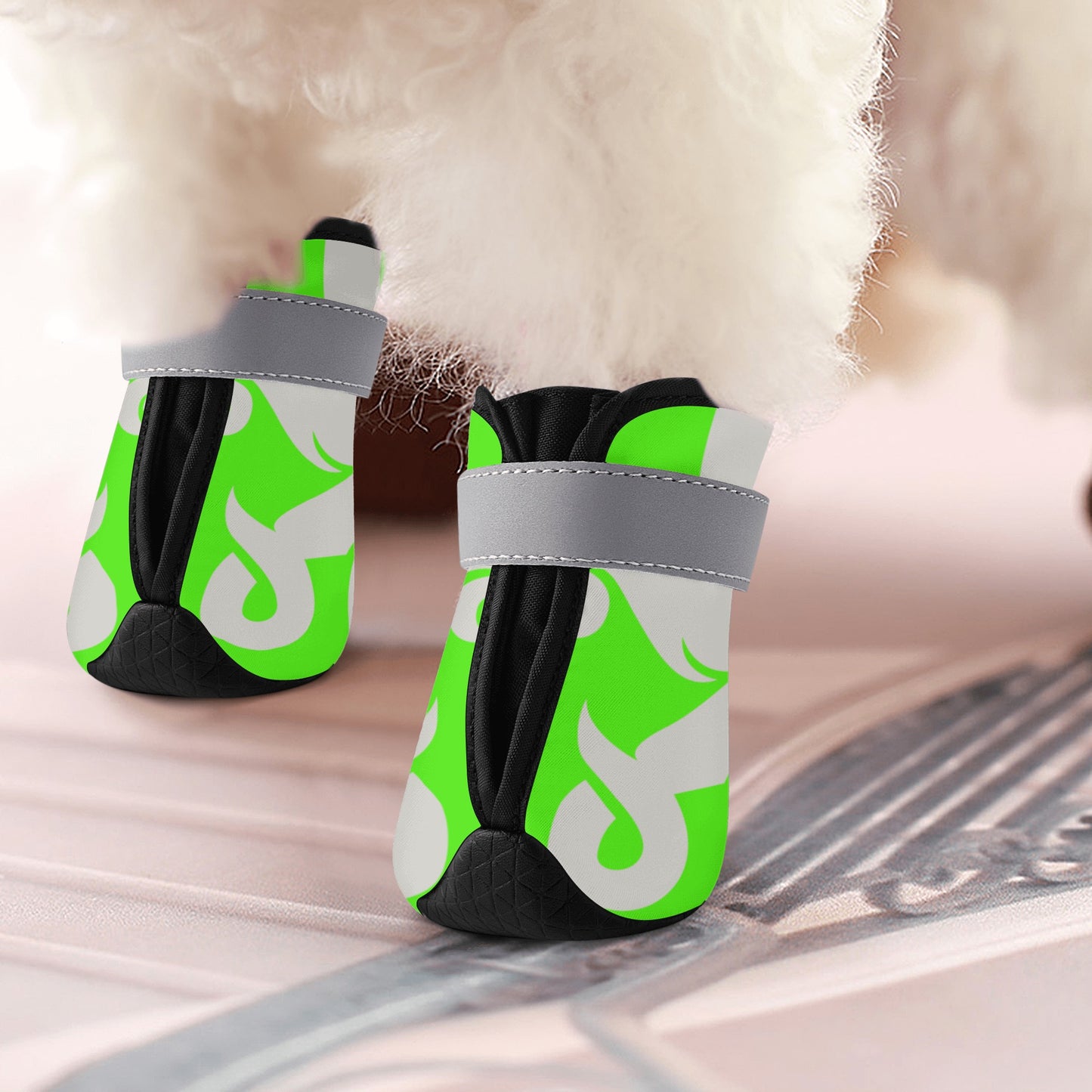 Star Kraken Goo Green Non Slip Dog Socks